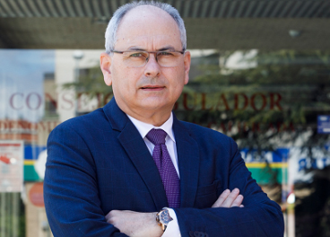 REVISTA ENÓLOGOS – PABLO FRANCO SARRIA – JOSÉ LUIS LA PUENTE – RAQUEL PÉREZ CUEVAS – DOC RIOJA – DIRECTOR GENERAL – VENDIMIA 2025