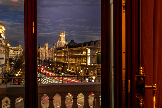 REVISTA ENÓLOGOS – CLUB METRÓPOLIS – SOFISTICADO – BUENA VIDA – MARTA SECO - LÁZARO ROSA-VIOLÁN - SANDRO SILVA – GRUPO PARAGUAS – EL AFRTE DE LA BUENA VIA – REFLEJO DEL ESPLENDOR DE MADRID - @Mariano