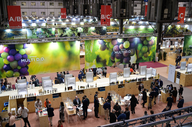 REVISTA ENÓLOGOS – BARCELONA WINE WEEK – VINO ESPAÑOL – FIRA DE BARCELONA – RECINTO MONTJUÏC – MÁS DE 300 BODEGAS – 13.500 REUNIONES DE NEGOCIOS - BARCELONA – JAVIER PAGÉS