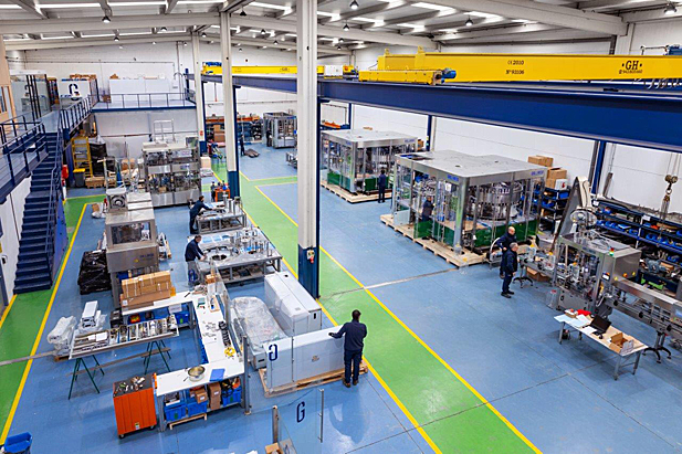 REVISTA ENÓLOGOS – ÓSCAR GALLARDO – RAQUEL GALLARDO – ANTONIO GALLARDO – IRÚN – GALLARDO INGENIERÍA DEL EMBOTELLADO – 25 ANIVERSARIO – LÍNEAS COMPLETAS LLAVE EN MANO – LÍDER NACIONAL – SECTOR DEL EMBOTELLADO