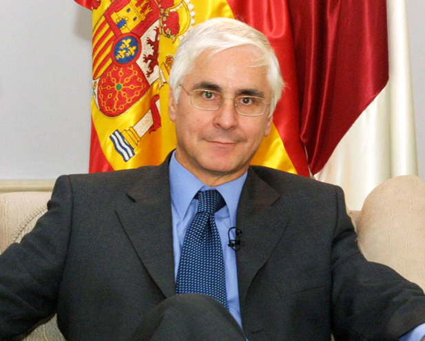 REVISTA ENÓLOGOS – DAIMIEL – LEOPOLO JERÓNIMO SIERRA GALALRDO – ALCALDE DE DAIMIEL - REBELIÓN EN EL AYUNTAMIENTO DE SOCUÉLLAMOS – CONCHI ARENAS – MARÍA JOSÉ BETETA – JESÚS MARTÍN – EMILIANO GARCÍA-PAGE – CARACUEL DE CALATRAVA – SOCUÉLLAMOS – LLANOS DEL CAUDILLO – TOMELLOSO – VALDEPEÑAS - CAMPO DE CRIPTANA - CARRIÓN DE CALATRAVA – MANZANARES – HERENCIA - ALCÁZAR DE SAN JUAN -  ARGAMASILLA DE CALATRAVA - MEMBRILLA - TORRALBA DE CALATRAVA – PP – VOX – PSOE – LOBBY GASÍSTICO, CAZASUBVENCIONES – FONDOS BUITRES – FONDOS DE INVERSIÓN  - JOSÉ MARÍA BARREDA FONTES