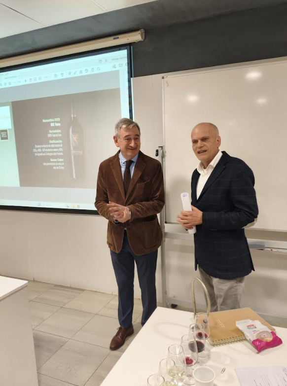 REVISTA ENÓLOGOS – UNIVERSIDAD DE LA RIOJA – UR – AER – ASOCIACIÓN ENÓLOGOS DE RIOJA – ANTONIO T. PALACIOS – LUIS VALENTÍN –GRANDES PAGOS DE ESPAÑA