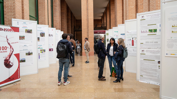 REVISTA ENÓLOGOS – ENOFORUM – FERIA DE ZARAGOZA – VINIDEA – I+D EMPESARIAL - IGNACIO NEVARES (UNIVERSIDAD DE VALLADOLID) - MARÍA DEL ÁLAMO (UNIVERSIDAD DE VALLADOLID) - ANTONIO TOMÁS PALACIOS (UNIVERSIDAD DE LA RIOJA) -ANTONIO MORATA (UPM) - SERGI FERRER (UNIVERSIDAD DE VALENCIA) - ISABELLE MASNEUF-POMAREDE (BORDEAUXSCIENCES AGRO) - VICENTE FERREIRA (UNIVERSIDAD DE ZARAGOZA) - TIZIANA NARDI (CREA) - SIMONE VINCENZI (UNIVERSIDAD DE PADOVA) - FERNANDO ZAMORA (UNIVERSIDAD ROVIRA I VIRGILI) - ILEANA VIGENTINI (UNIVERSIDAD DE MILÁN) - ANA BELÉN BAUTISTA (UNIVERSIDAD DE MURCIA) – TRANSFERENCIA DE CONOCIMIENTO – ENOLOGÍA
