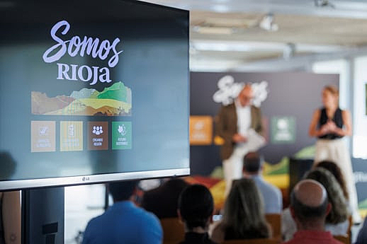 REVISTA ENÓLOGOS – CRDOC RIOJA – AGENDA SOMOS RIOJA – RAQUEL PÉREZ CUEVAS – PABLO FRANCO - DIMENSIÓN COLECTIVA - SENTIMIENTO DE ARRAIGO