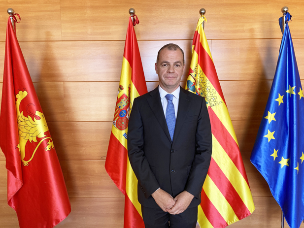 REVISTA ENÓLOGOS - RUBÉN AUSERÉ – PRESIDNTE - COMITÉ ORGANIZADOR DE ENOMAQ 2027 – ENOMAQ 2027
