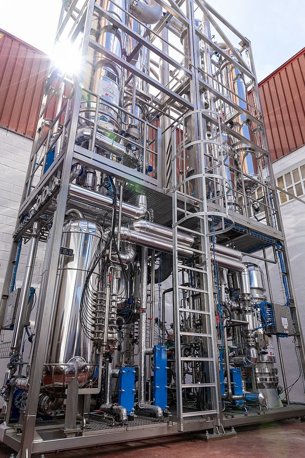 REVISTA ENÓLOGOS – DESTILERÍAS SAN VALERO – ARAGÓN- PLANTA DE DESALCOHOLIZACIÓN – INVERSIÓN DE 1,5 MILLONES DE EUROS – DO CARIÑENA – VINOSNOLO – EMPRESA TOMSA DESTIL – GARNACHA NUEVA DE CARIÑENA